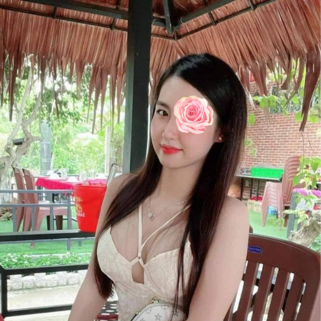Quỳnh Anh - Bạn gái văn phòng tìm bạn trai TP Tam Kỳ về tò tí te